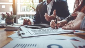 Bcc, nuovo contratto bancari: +435 euro e riduzione oraria
