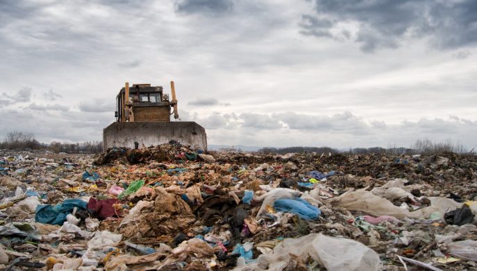 Discarica di vestiti
