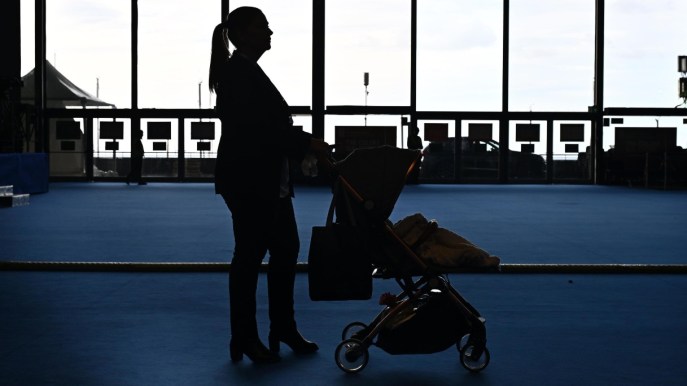 Manovra 2025, allo studio taglio delle tasse per chi ha figli: il piano di Giorgetti