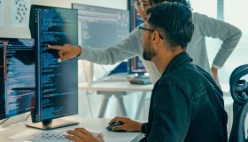 Intelligenza artificiale, 5 grandi vantaggi che miglioreranno radicalmente lavoro e aziende