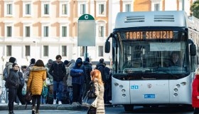Sciopero Roma del 18 ottobre, mezzi regolari. Ma ritardi e disagi per la manifestazione