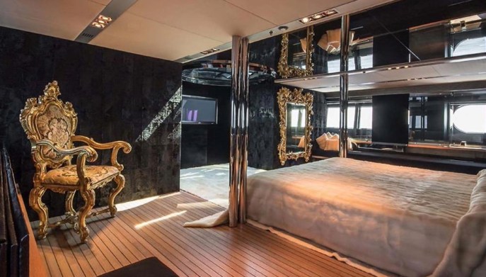 Interni yacht Dolce & Gabbana