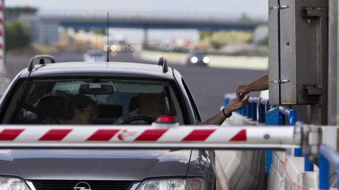 Ddl Concorrenza, Ncc e buoni pasto sotto la lente. Nuovi limiti ai pedaggi