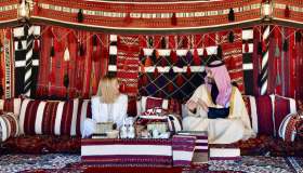 Meloni in Arabia Saudita firma accordi per 10 miliardi su energia, tecnologia e cultura