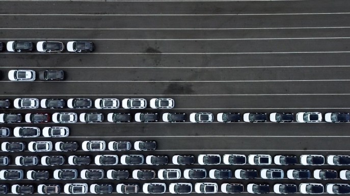 L’Ue pensa a incentivi per l’auto, il piano per sostenere l’industria europea