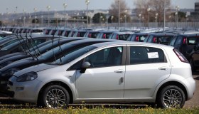 Multe auto dall’Ue per le emissioni di CO2 verso lo stop definitivo
