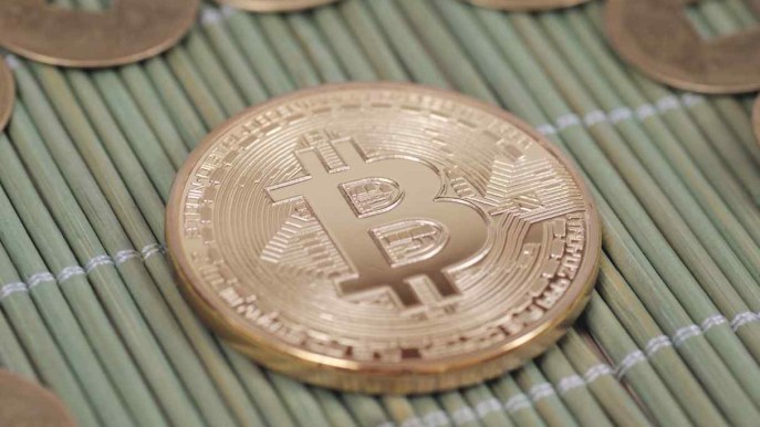 Bitcoin ancora in calo: il piano Trump delude