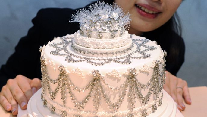 Platinum cake