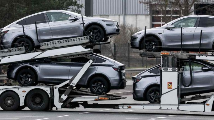 Auto a picco a Wall Street: l’impatto dei dazi non risparmia nessuno