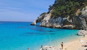 Cala Goloritzé è la spiaggia più bella al mondo, l’Italia ne ha due in classifica