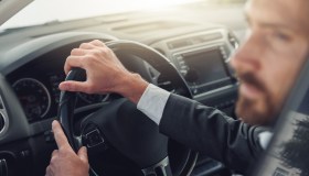 Auto aziendali, niente tassazione su quelle a benzina fino a giugno