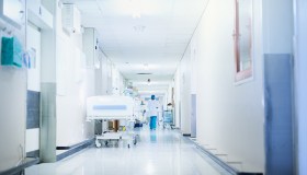 Radioterapia nei tumori, mancano gli specialisti. Il 50% dei pazienti resta senza cure