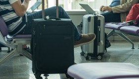 Bagaglio a mano a pagamento, 7 compagnie aeree denunciate