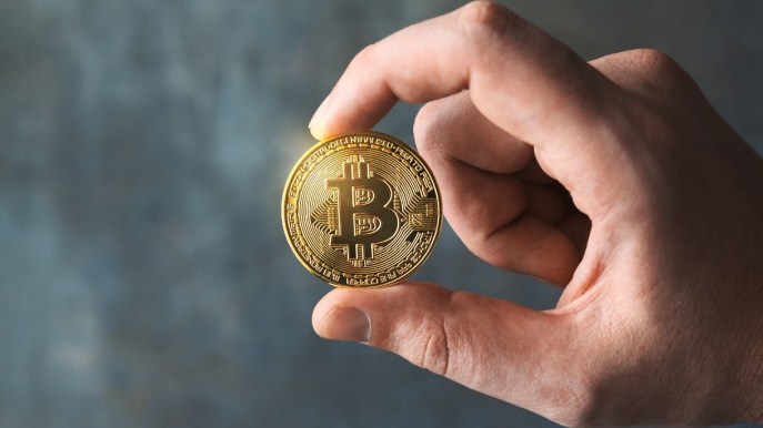 Il Bitcoin supererà l’oro nel 2025: JP Morgan consentirà l’acquisto ai clienti