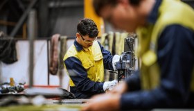 Gli italiani lavorano più dei francesi ma meno degli spagnoli