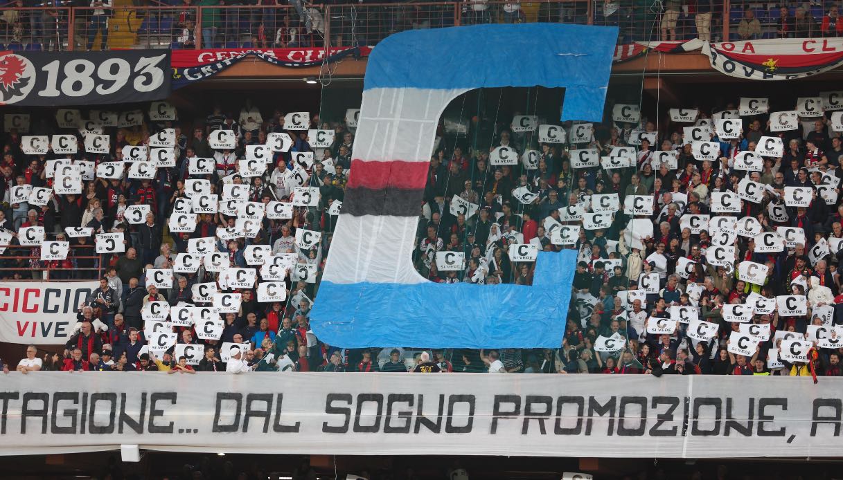 Ironia dei tifosi del Genoa, coreografia per la Sampdoria in C