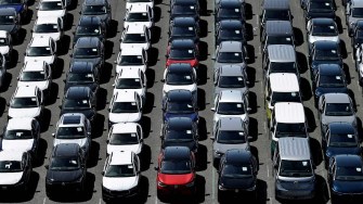 Troppe auto, Italia sopra media Ue: in Valle d’Aosta 2 per abitante