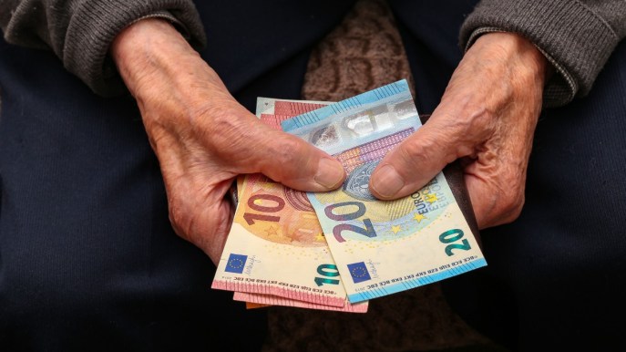 Bonus anziani da 850 euro al mese, novità per l’Isee