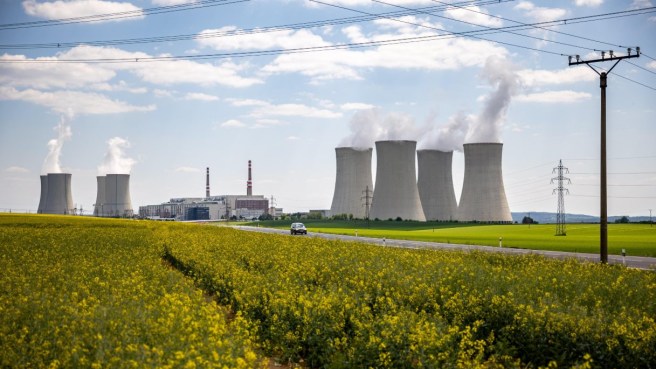 Governo smentito dai numeri, gli italiani non vogliono il nucleare